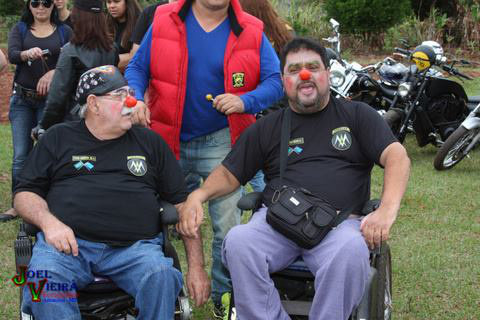 Crianças são presenteadas por Motoclube de Amambai Crianças são presenteadas por Motoclube de Amambai