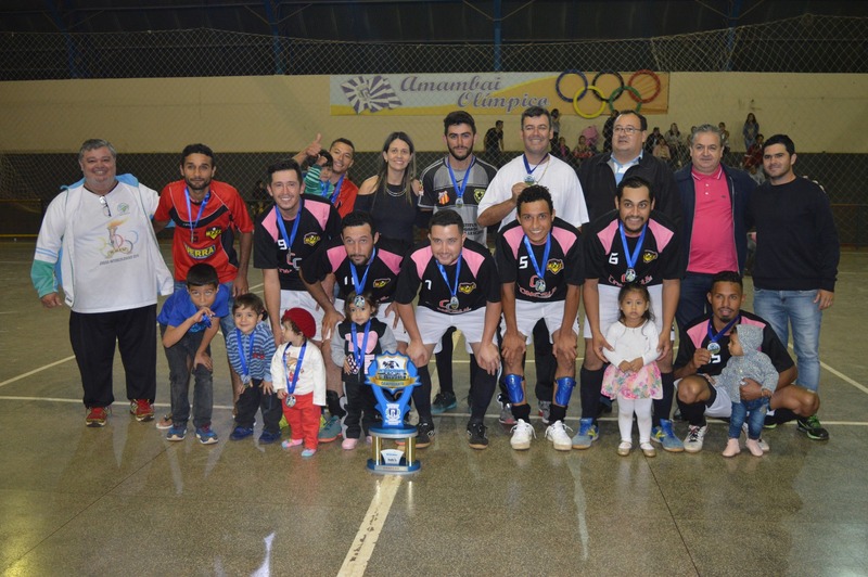 Jogos emocionantes marcam a final do Interfirmas 2018 em Amambai O time do Amauri Pinturas/Dutracell é a campeã do Interfirmas 2018 / Foto: Moreira Produções