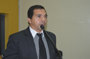 Reforma da Associação do conjunto habitacional Previsul é solicitada na Câmara Vereador de Amambai, Chico Ratier (PEN), autor da reivindicaçãoFoto: Moreira Produções