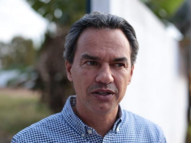 Prefeito diz que partido deve seguir orientação do diretório nacional (Foto: Fernando Antunes)