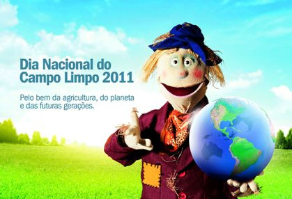 Alunos do Estado participam das comemorações do Dia Nacional do Campo Limpo Alunos do Estado participam das comemorações do Dia Nacional do Campo Limpo