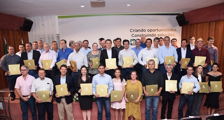 Mais de 300 pessoas prestigiaram o evento