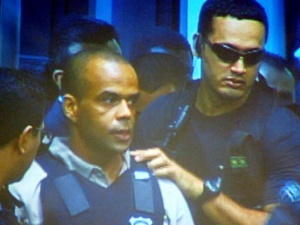 Supostas cartas de Beira-Mar são apreendidas em casa de traficante