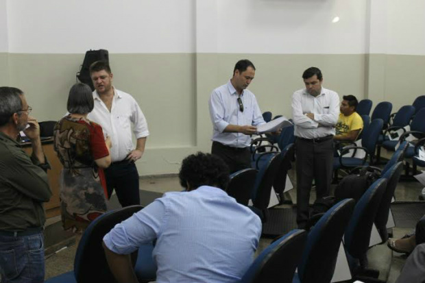 Debate entre candidatos à prefeitura de Amambai é nessa sexta-feira (16) A formatação do debate foi discutida com representantes das coligações partidárias / Foto: Divulgação