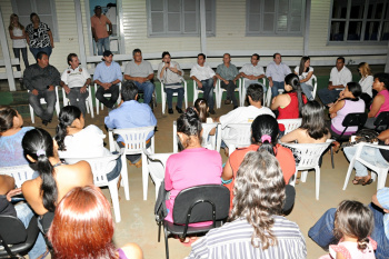 Prefeitura de Amambai regulariza terrenos na vila Cassiano Marcelo Regularização dos 25 terrenos na Vila Cassiano Marcelo foi anunciada na última segunda-feira