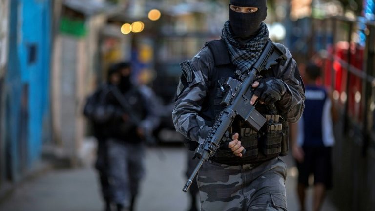 Rio contabiliza 62 policiais militares mortos este ano