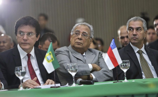 Segurança na fronteira: Reinaldo Azambuja atento aos debates entre os governadores, gestores do governo federal e Judiciário