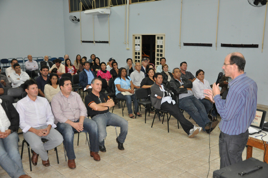 De um total de 17 entidades constituídas, 15 foram representadas na reunião e ajudaram a fazer o diagnóstico da situação em que se encontra cada região. 