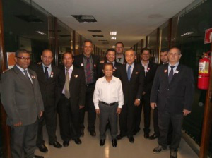 Vereadores de MS engordam salários com viagens a Brasília Toda a Câmara de Nova Andradina, que tem 13 vereadores, foram a Brasília dia 15 de maio