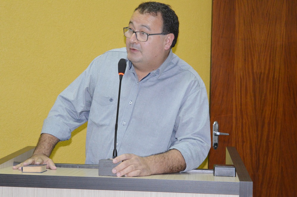 O prefeito de Amambai, Dr. Bandeira já foi patrulheiro / Foto: Moreira Produções