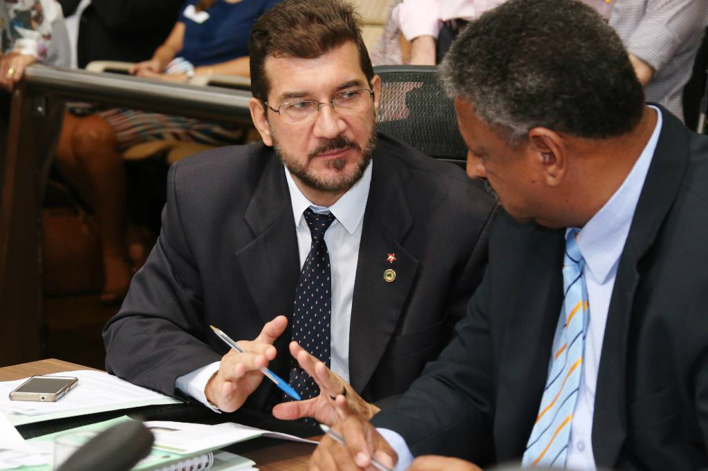 Ensino deverá ter ações de valorização das mulheres e de combate ao machismo Proposta é de autoria do deputado Pedro KempFoto: Divulgação