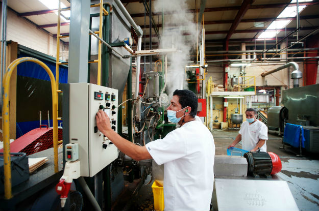 Economia brasileira crescerá 0,7% em 2017 Economia brasileira crescerá 0,7% em 2017