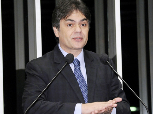 Senador Cássio Cunha Lima (PSDB-PB)