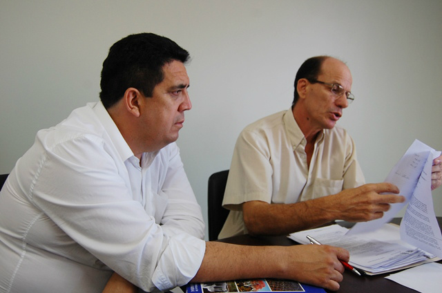 Sérgio Barbosa lamenta procedimentos administrativos do ex-prefeito Sérgio Barbosa e o secretário de Governo, Odil Puques.