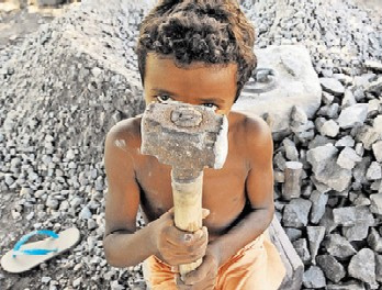 Fiscalização afastou 332 crianças e adolescentes do trabalho infantil Fiscalização afastou 332 crianças e adolescentes do trabalho infantil