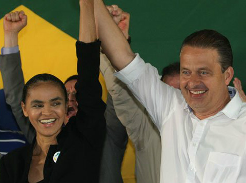 Flerte Campos-Aécio abre crise entre Rede e PSB Grupo ligado à ex-senadora Marina Silva não admite alianças com PSDB e PT nos estados e já informou sobre separação de palanques