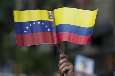 Após fechamento de fronteira, Venezuela e Colômbia debatem combate à violência Após fechamento de fronteira, Venezuela e Colômbia debatem combate à violência