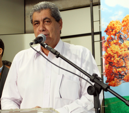 Governador entrega reforma de escolas em Ponta Porã