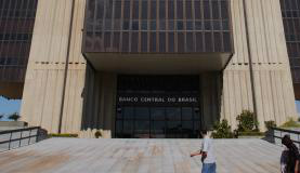 Medida provisória autoriza Banco Central a comprar papel moeda no exterior Edifício-sede do Banco Central do BrasilWilson Dias/Agência Brasil