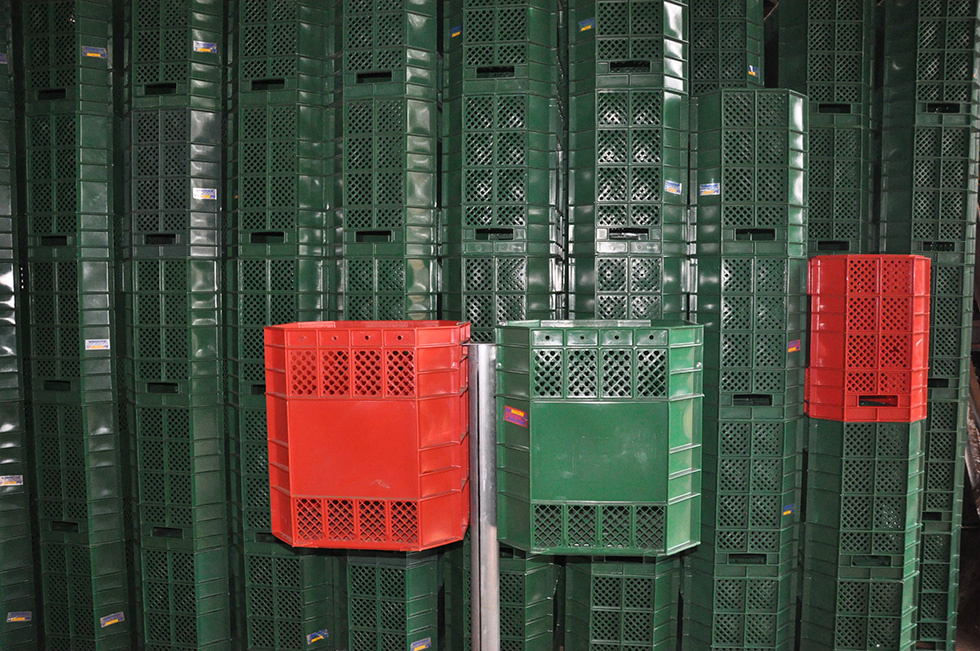 Amambai terá cooperativa de reciclagem de lixo Lixeiras adquiridas pela Prefeitura de Amambai em conjunto a outros municípios do Conisul separam o lixo seco do úmido / Foto: Decom