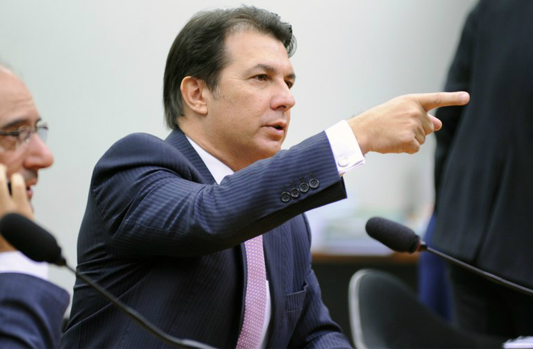 Com aperfeiçoamentos, relator apresenta parecer à comissão da Previdência Relator da reforma, Arthur Maia (PPS-BA) começou a leitura do relatório nesta quarta (19)Foto: Divulgação