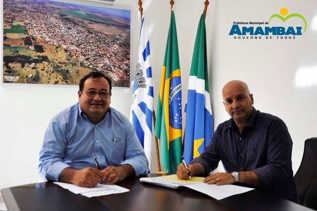 E/D - Prefeito Dr. Bandeira e o secretário municipal de Finanças, Williams Fernandes / Foto: Decom