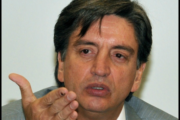 Lei da Ficha Limpa pode barrar candidatos Lei da Ficha Limpa pode barrar candidatos