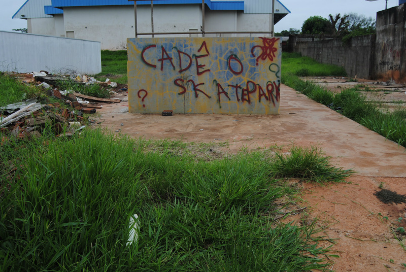Skatista de Amambai sofrem com ausência de Skate Parque Foto:Moreira Produções