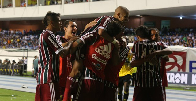 Flu vence o Papão novamente e garante vaga nas quartas de final Flu vence o Papão novamente e garante vaga nas quartas de final