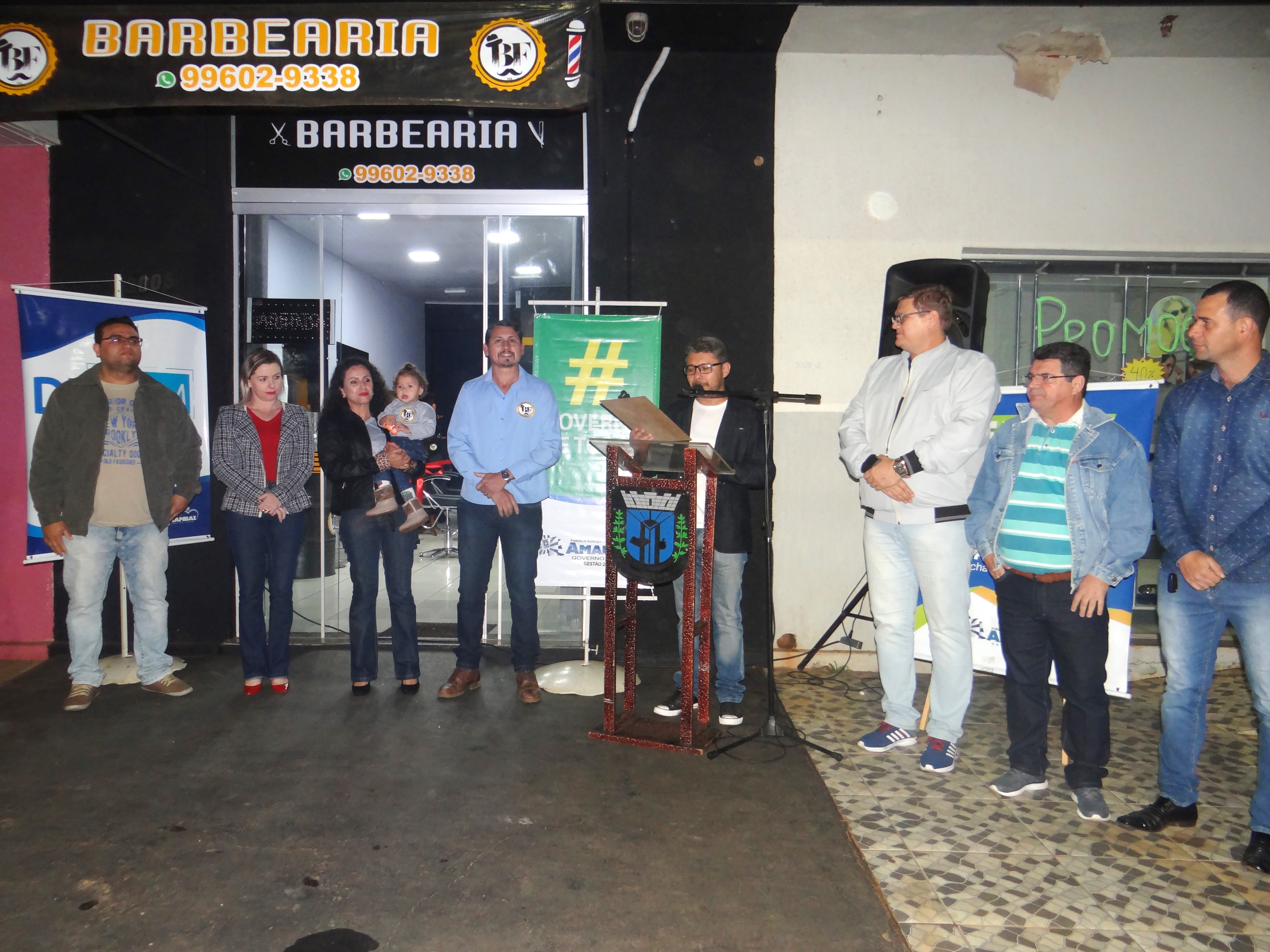 A inauguração foi prestigiada por autoridades do município, como vereadores e secretários / Foto: Moreira Produções