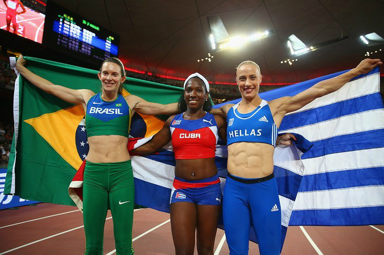 Fabiana Murer conquista a prata no Mundial de Atletismo Fabiana obteve a marca de 4,85m e igualou recorde sul-americano, que era dela mesma. A vencedora foi a cubana Yarisley Silva, com 4,90m. O bronze ficou com a grega Nikoléta Kyriakopoúlou, com 4,80m. / Foto: Brasil 2016