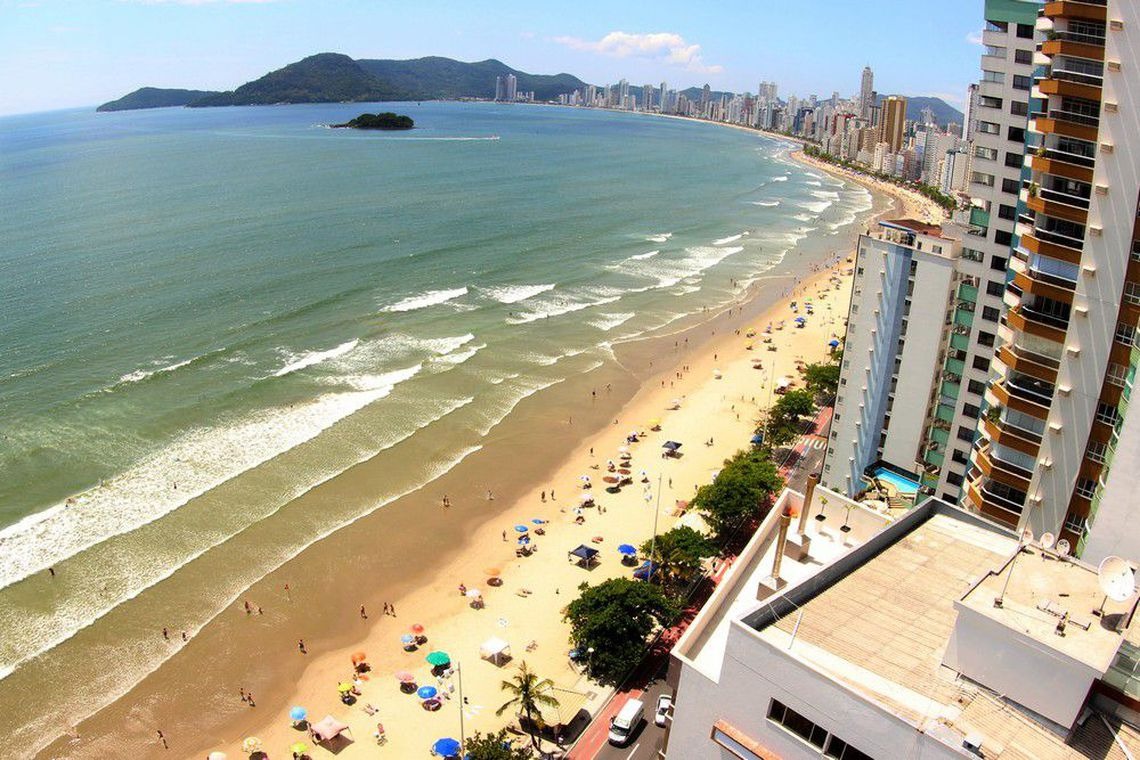 Brasil tem recorde de praias candidatas a certificação ambiental Silvia Bomm/prefeitura de Balneário Camboriú