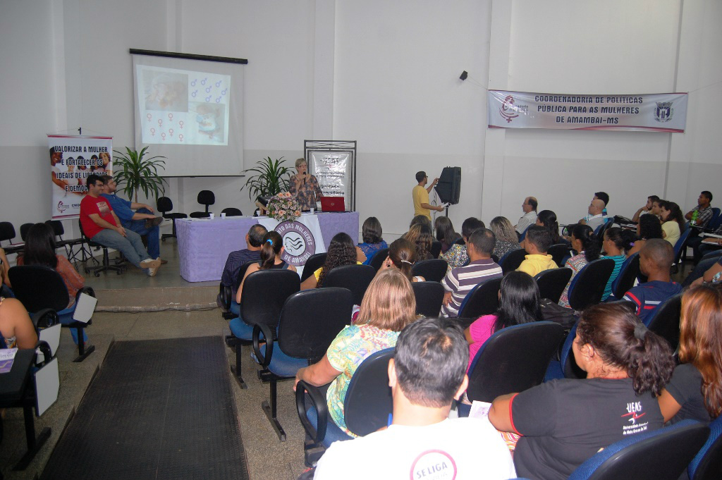 O público do evento foi formado especialmente por acadêmicos de Ciências Sociais e de História, cursos oferecidos pela UEMS de Amambai. 