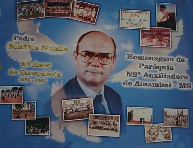 Homenagem da Paróquia Nossa Senhora Auxiliadora feita ao padre Bonfilho em 2008.