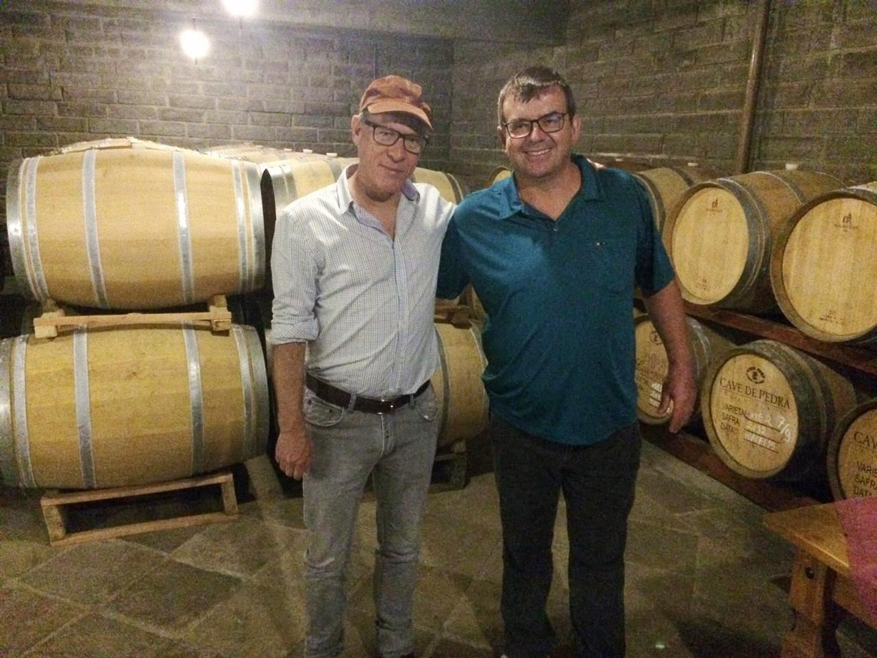 Ariovaldo Cavalheiro e o autor de Che Tiempo Guaré, Nery da Costa Júnior.