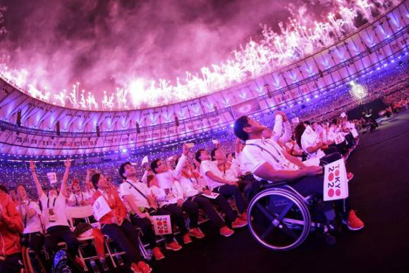 No encerramento da Paralimpíada do Rio, atletas que melhor representam o esporte paralímpico são homenageadosReuters/Ricardo Moraes/Direitos Reservados