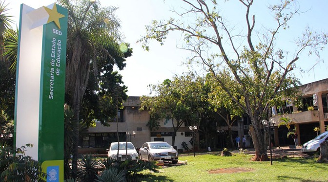 Resolução aprova EJA na modalidade EaD em etapas dos ensinos Fundamental e Médio