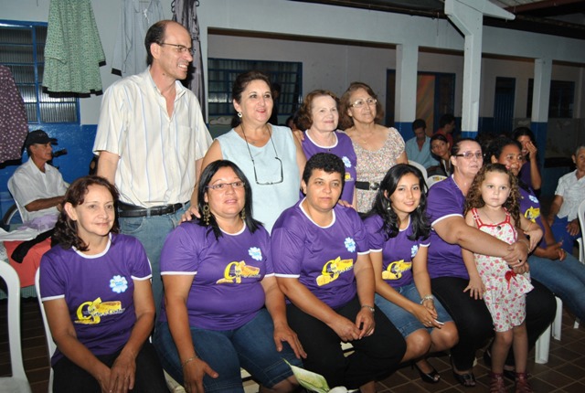 Centrinho está com inscrições abertas para cursos profissionalizantes gratuitos Viva a Vida já formou inúmeras costureiras em Amambai / Foto: Moreira Produções