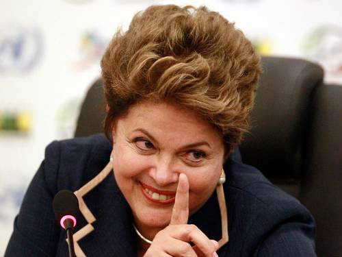 Dilma diz que não vai renunciar