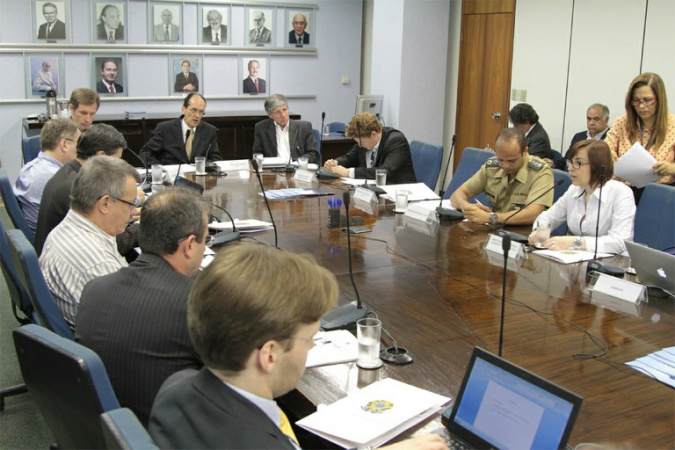 Reunião do CIN discute contribuições para projetos de lei que impulsionem setor