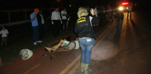 Mulher morreu na hora. (Foto: Dourados Agora)