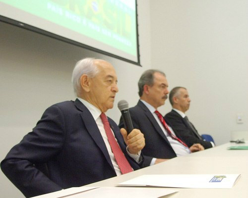 Acordo de cooperação técnica institui o Pronatec Trabalhador