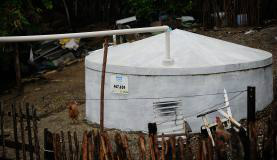 O mundo precisa investir US$ 53 bilhões por ano, durante cinco anos, para universalizar o acesso à água tratada e a saneamento, segundo a Unesco / Fernando Frazão/Agência Brasil