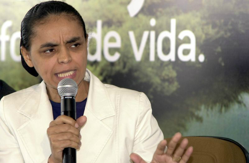 Marina Silva pede registro ao TSE para concorrer à Presidência