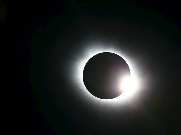 Eclipse é visto de Svalbard, na Noruega, nesta sexta-feira (20) (Foto: Haakon Mosvold Larsen, NTB Scanpix/AP)