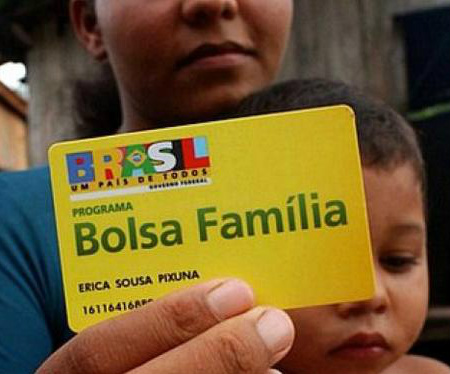 Mais de 90% dos participantes do Bolsa Família cumpriram frequência escolar