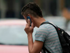 Em relação ao último mês, houve acréscimo de 370,02 mil linhas.