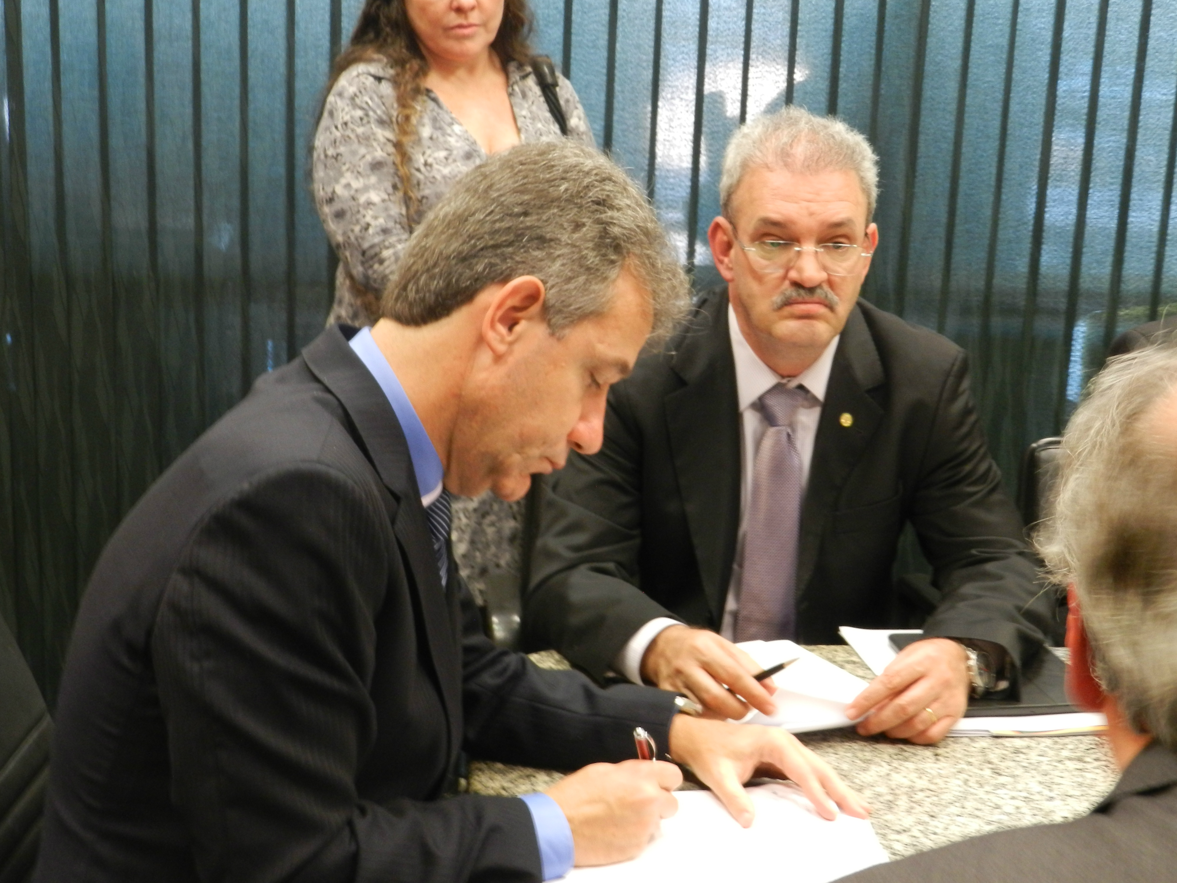 Deputado Geraldo Resende, em audiência com o ministro Arthur Chioro, em maio deste ano.