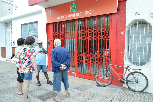 Fim das Farmácias Populares preocupa famílias de baixa renda Moradora de bairro periférico do Rio de Janeiro já relata dificuldade em conseguir medicamentos / Foto: Divulgação