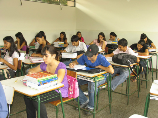 O Plenário do Senado Federal aprovou o Substitutivo ao PLC 103/2012, o Plano Nacional de Educação para o próximo decênio